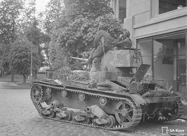 Vickers 6 ton tank