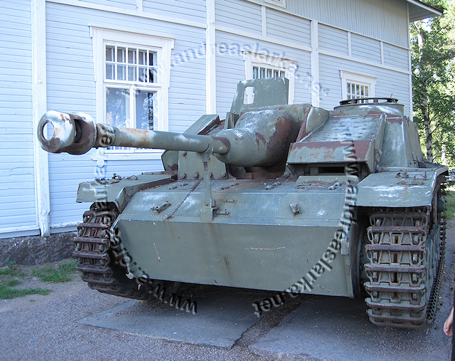 Sturmgeschütz III G # Ps. 531-34